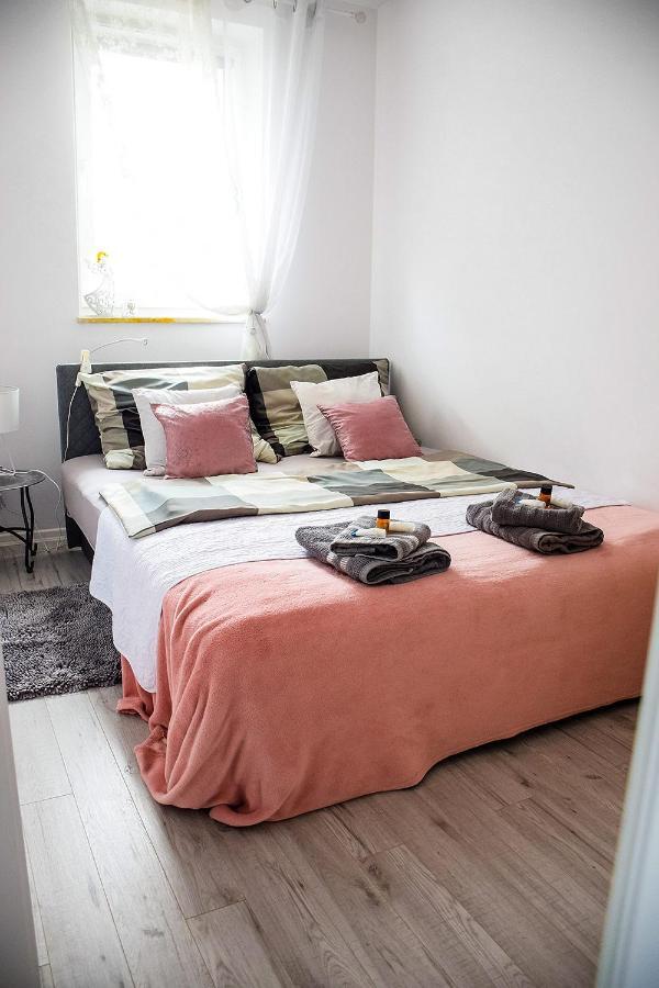 Operowa Marilyn Monroe Apartment Люблин Екстериор снимка